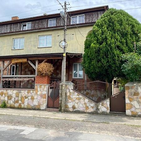 Auberge de jeunesse "U Jedrusia" à Zarebow Extérieur photo